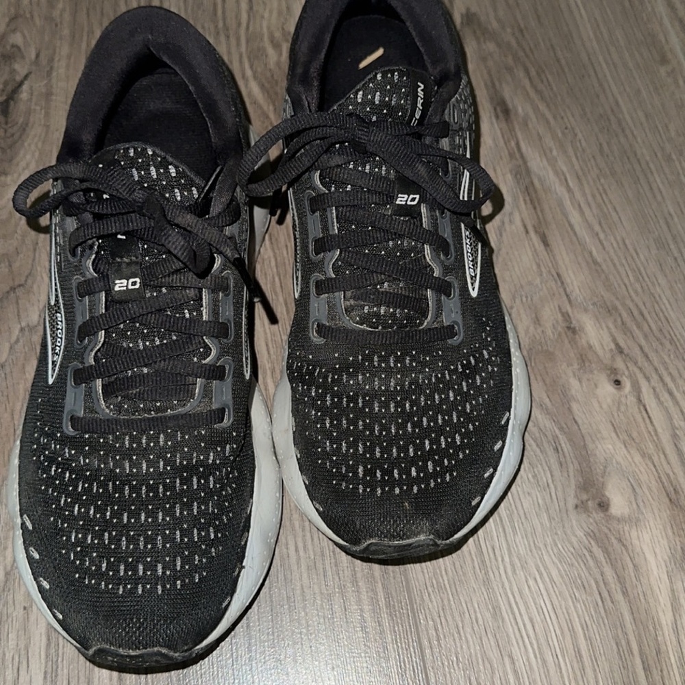 Womens Brooks